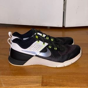 Women’s Nike Metcon 1 Training shoes